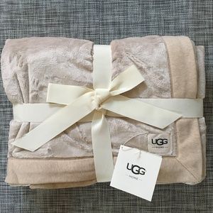 UGG Duffield Throw - Oatmeal - NWT!!